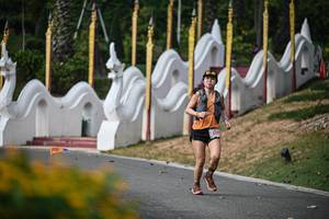 BIB: 5220
                            <button type="button" onclick="openModal(22502604)" class="btn btn-primary btn-sm float-right btn-popup" data-toggle="modal" data-target=".modal-high-quality">
                        <i class="fas fa-shopping-cart"></i> Add to Cart
                    </button>
                                            <button type="button" onclick="isThisMe(22502604, true)" class="btn btn-success btn-sm float-right btn-popup btn-isme hidden" data-toggle="tooltip" data-placement="bottom" title="นี่คือรูปของคุณใช่ไหม คลิกที่นี่เพื่อเอาเข้าอัลบั้ม">
                        <i class="fas fa-plus"></i> Add to album
                    </button>
                    <button type="button" onclick="isThisMe(22502604, false)" class="btn btn-warning btn-sm float-right btn-popup btn-isnotme hidden">
                        <i class="fas fa-ban"></i> Remove from album
                    </button>